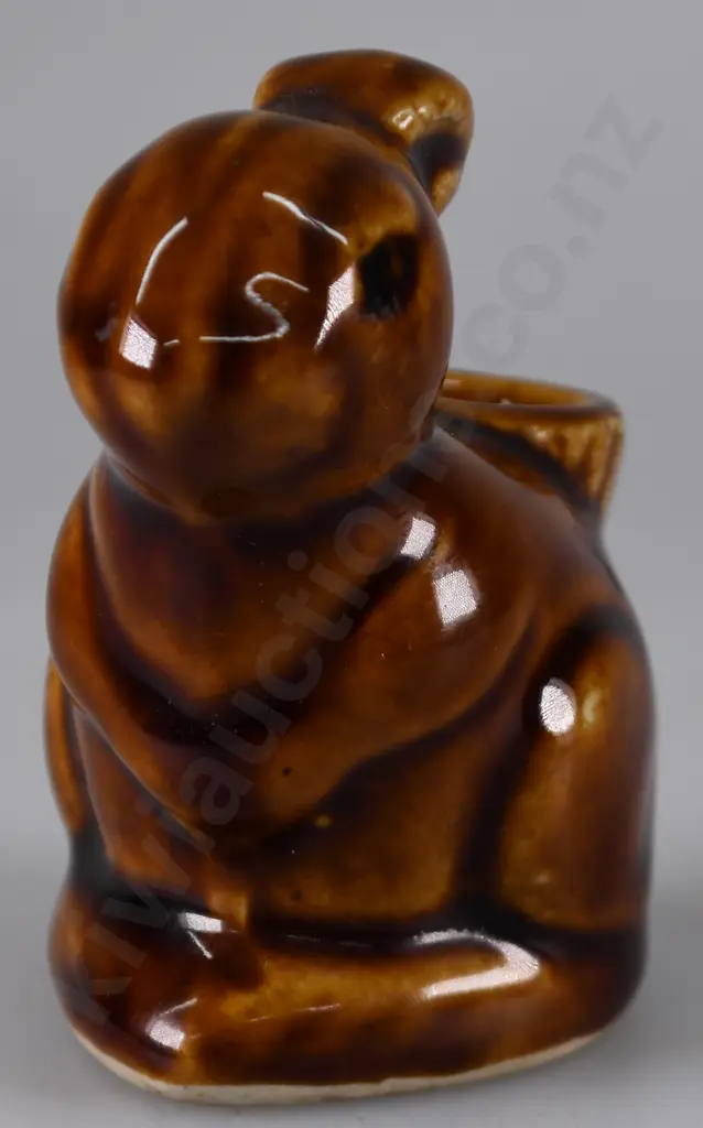 BENHAR RABBIT POSY VASE Image 1++