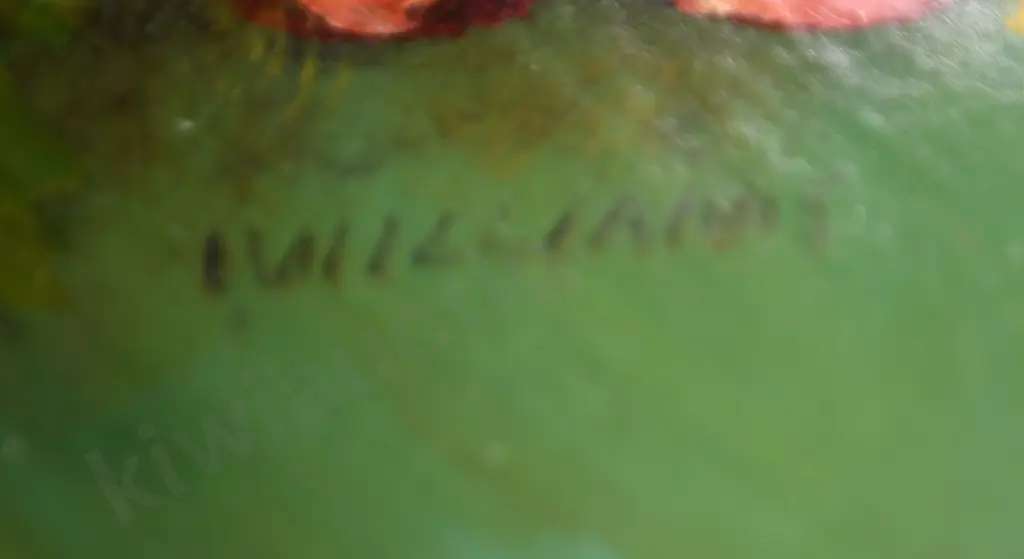 WALLY SILVA HAND DECORATED VASE Image 1++