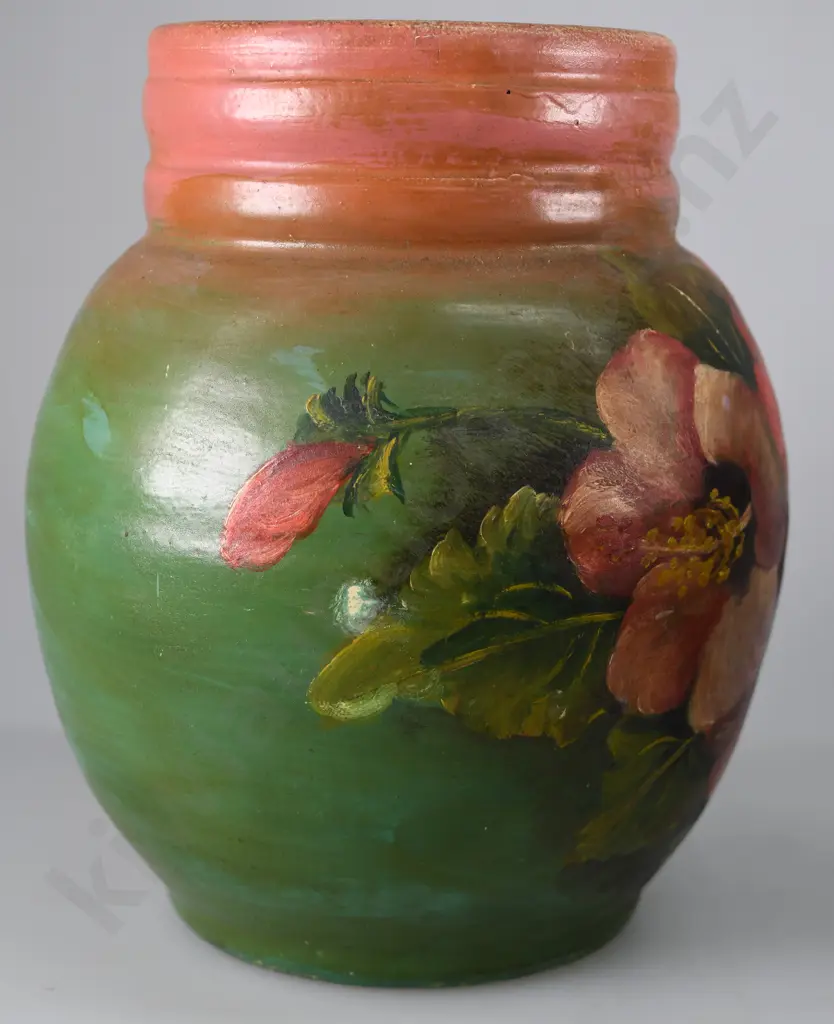 WALLY SILVA HAND DECORATED VASE Image 1++