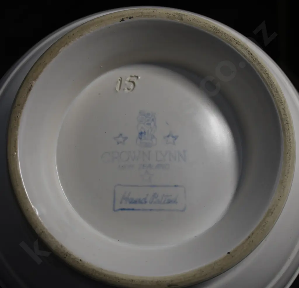 CROWN LYNN HAND POTTED VASE Image 1++