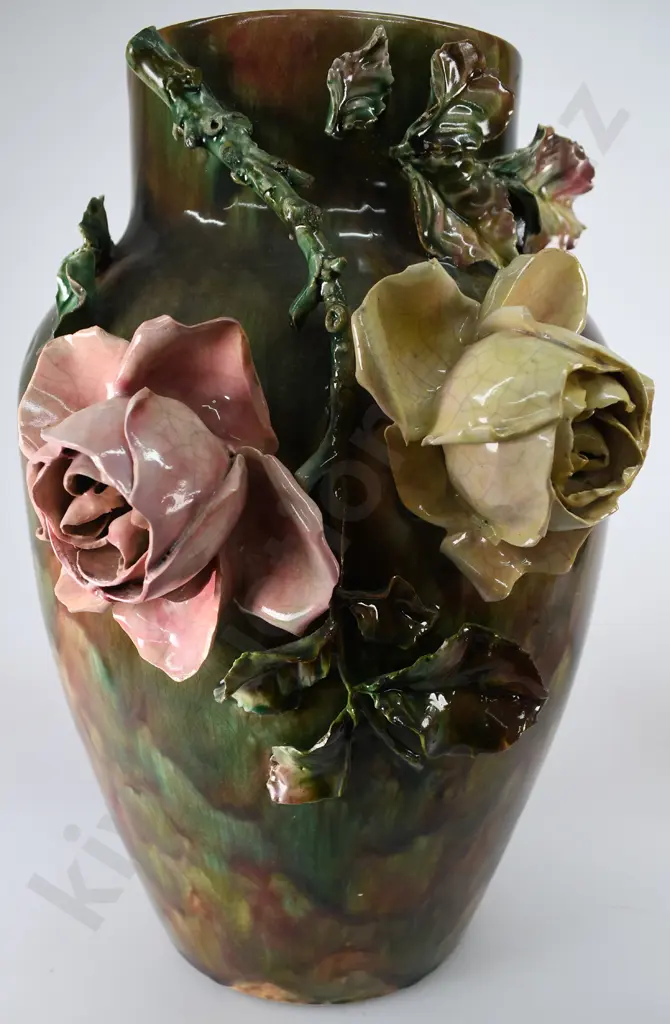 COLONIAL POTTERY FLOOR VASE MILTON ? Image 1++