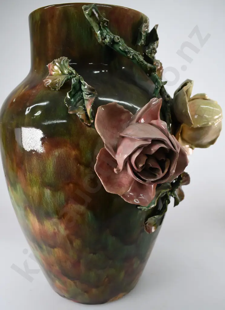 COLONIAL POTTERY FLOOR VASE MILTON ? Image 1++