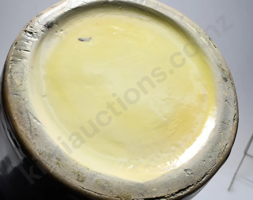 COLONIAL POTTERY FLOOR VASE MILTON ? Image 1++