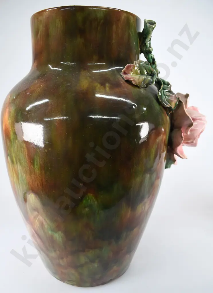 COLONIAL POTTERY FLOOR VASE MILTON ? Image 1++