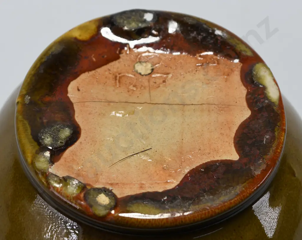 GREEN GABLES WHANGAREI POT Image 1++