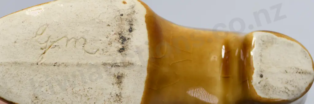 BENHAR POTTERIES SHOES X 3 Image 1++
