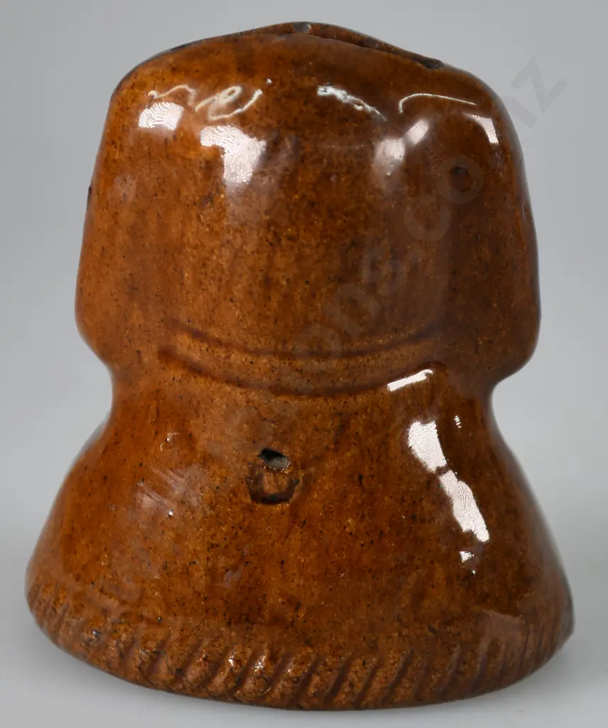 COLONIAL POTTERY DOG MONEY BOX Image 1++