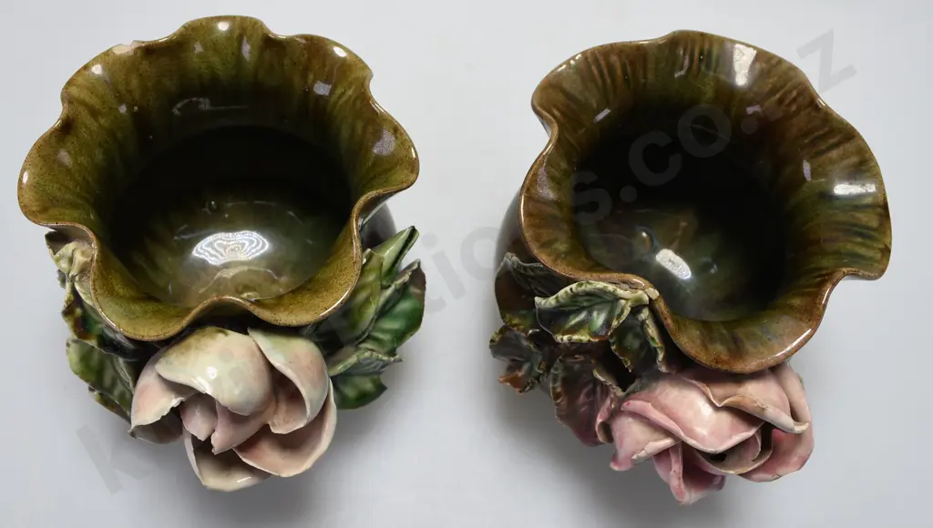 PAIR OF FLORAL VASES Image 1++