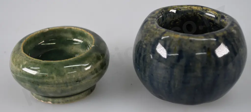 COLONIAL POTTERIES SMALL DISHES  X 2 Image 1++