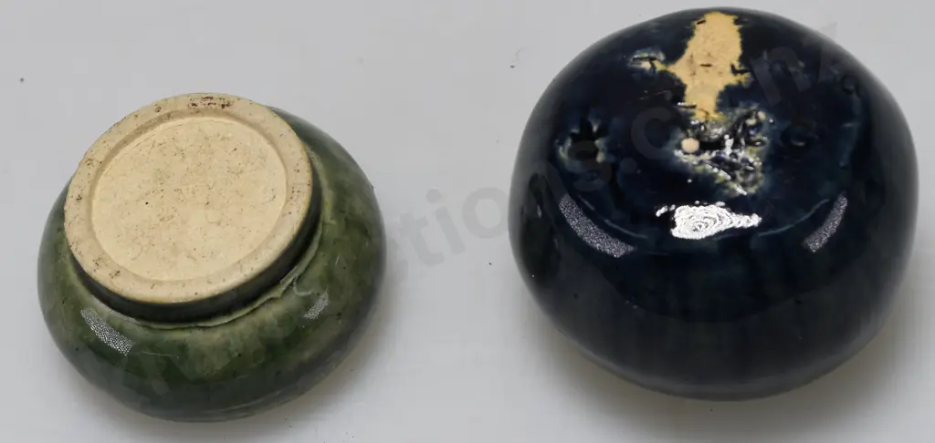 COLONIAL POTTERIES SMALL DISHES  X 2 Image 1++