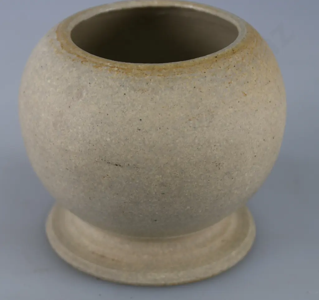 NZ COLONIAL POTTERY ITEMS X 5 Image 1++