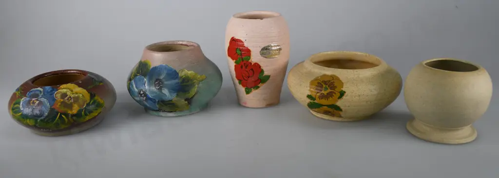 NZ COLONIAL POTTERY ITEMS X 5 Image 1++