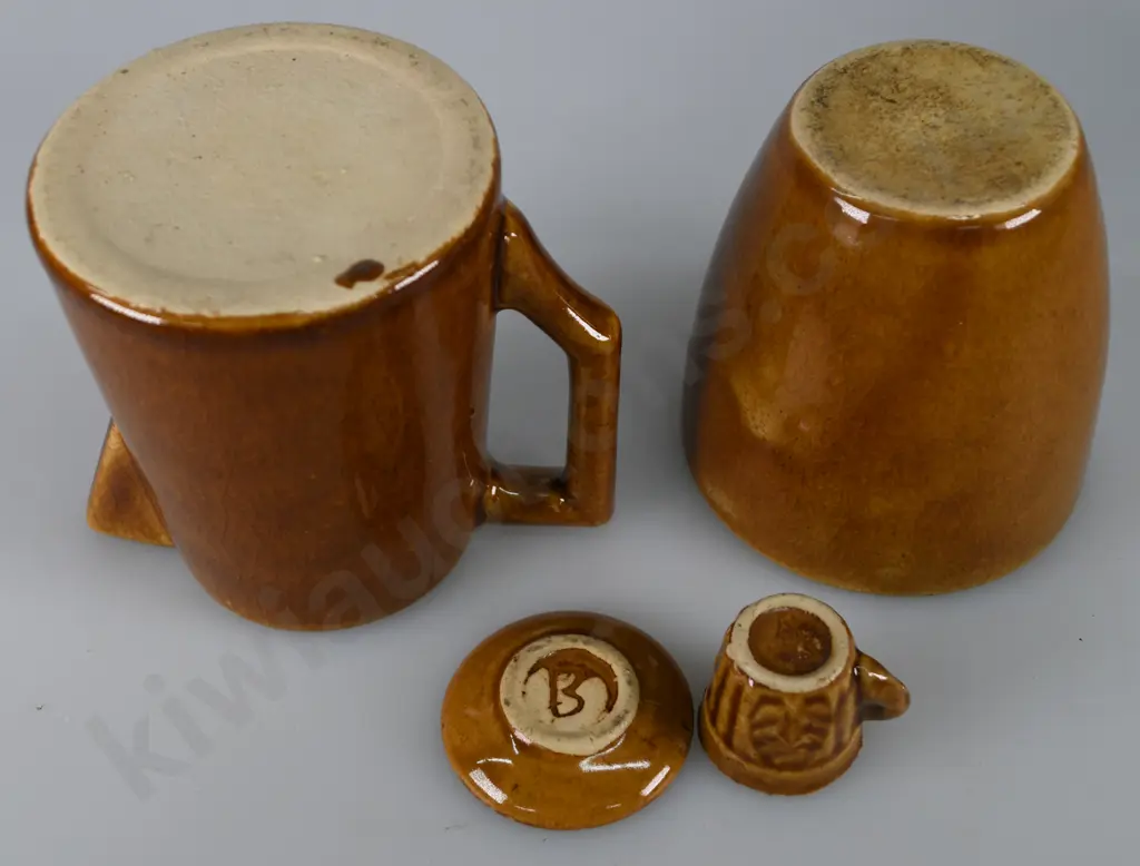 LUKE ADAMS JUG, BEAKER AND MINI CUP AND SAUCER Image 1++