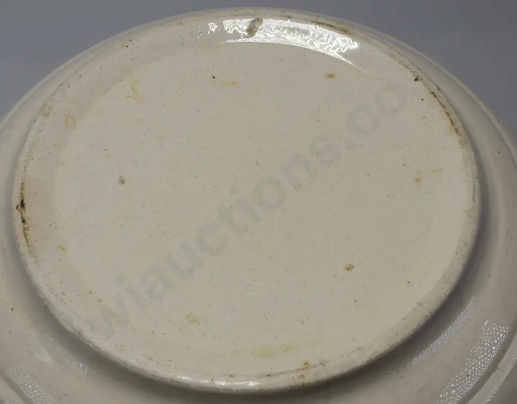 POTTERY POURING BOWL Image 1++