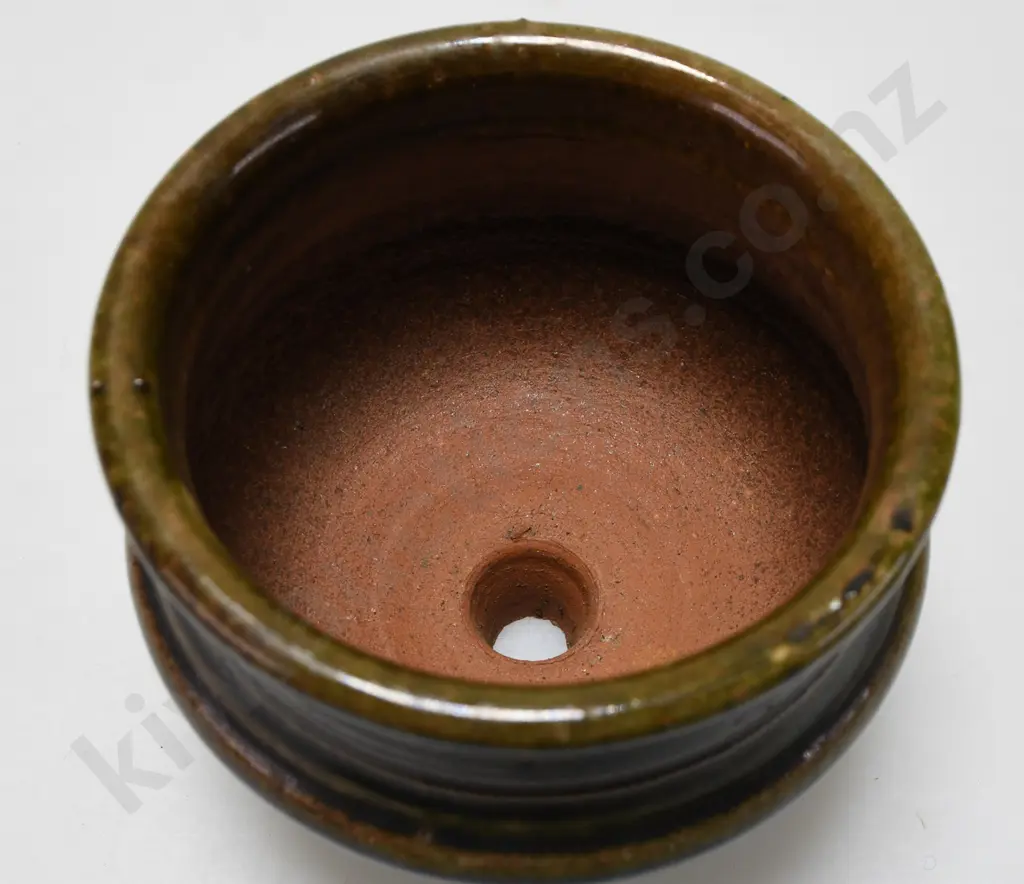 NZ COLONIAL POTTERY ITEMS X 3 Image 1++