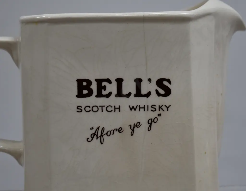 ARTHUR BELL & SONS LTD WHISKY JUG Image 1++