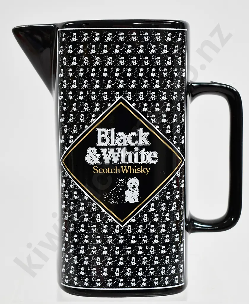 BLACK & WHITE SCOTCH WHISKY WATER JUG Image 1++