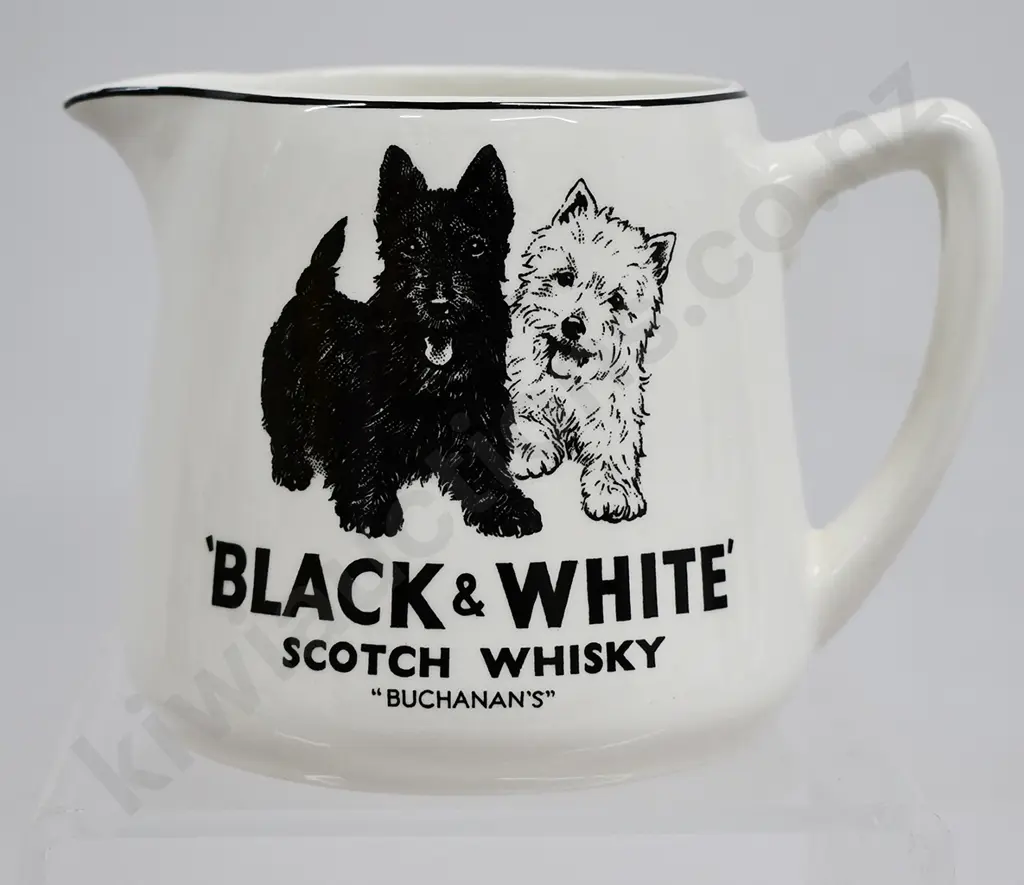 BLACK & WHITE SCOTCH WHISKY WATER JUG Image 1++