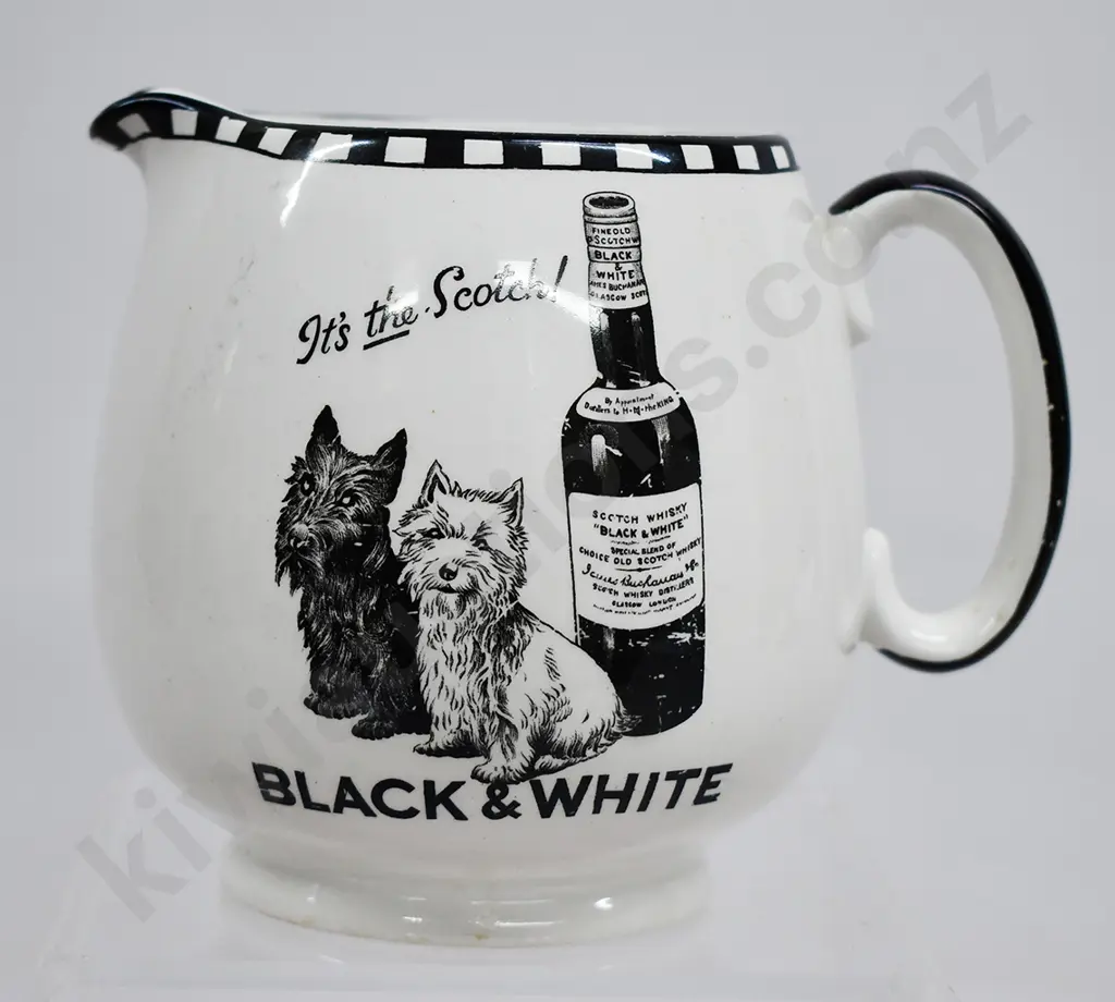 BLACK & WHITE SCOTCH WHISKY JUG Image 1++