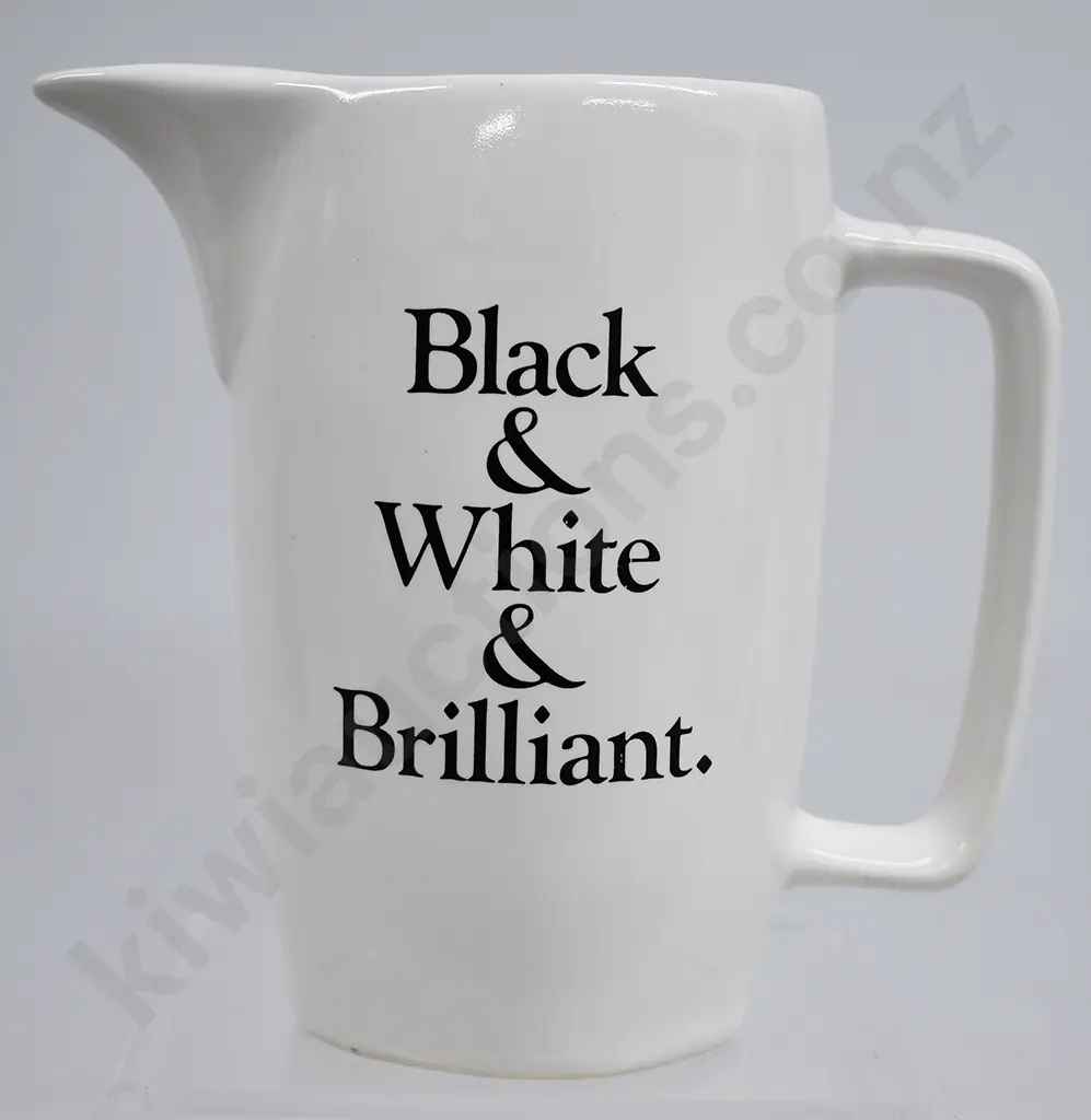 BLACK & WHITE & BRILLIANT SCOTCH WHISKY JUG Image 1++