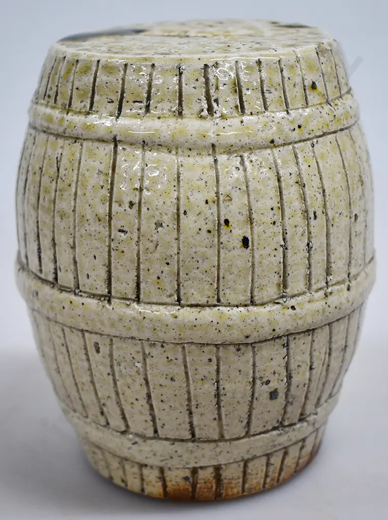 COLONIAL POTTERY BARREL MONEY BANK, KAI ORA 1929 Image 1++