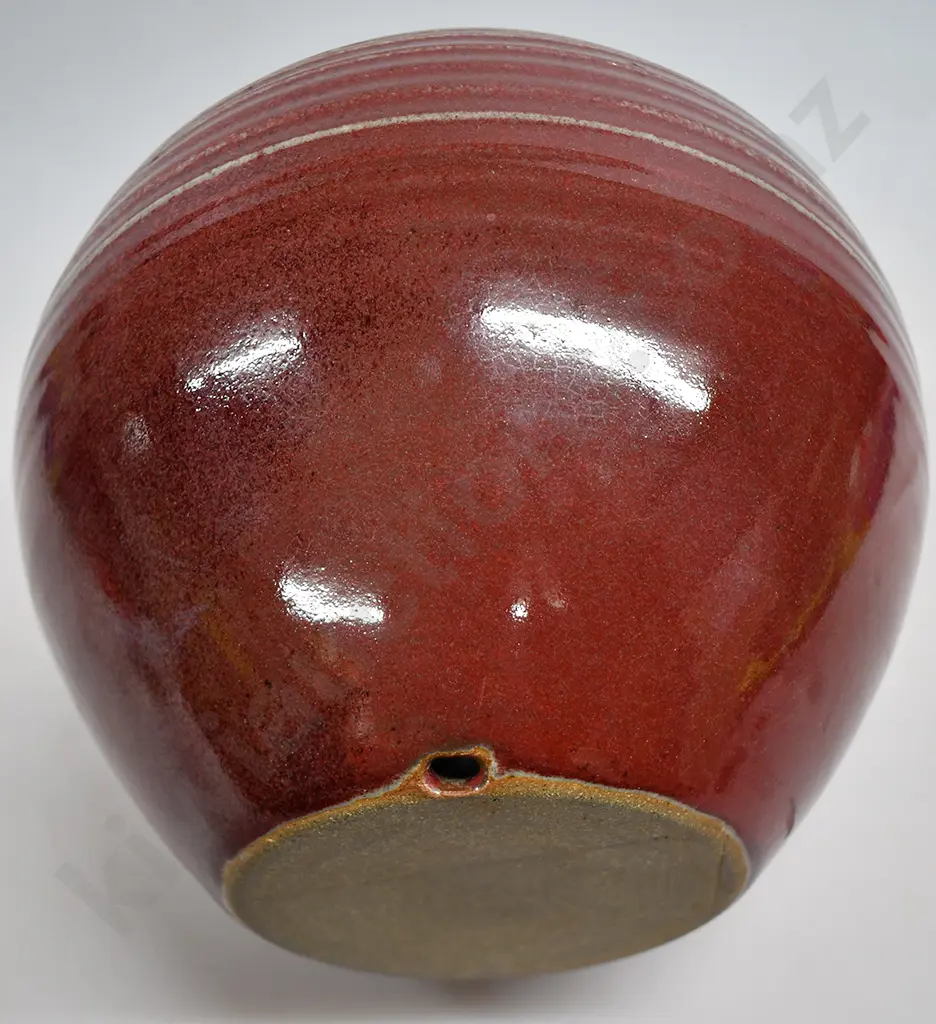 NEW ZEALAND STUDIO POTTERY LAMP BASE Image 1++