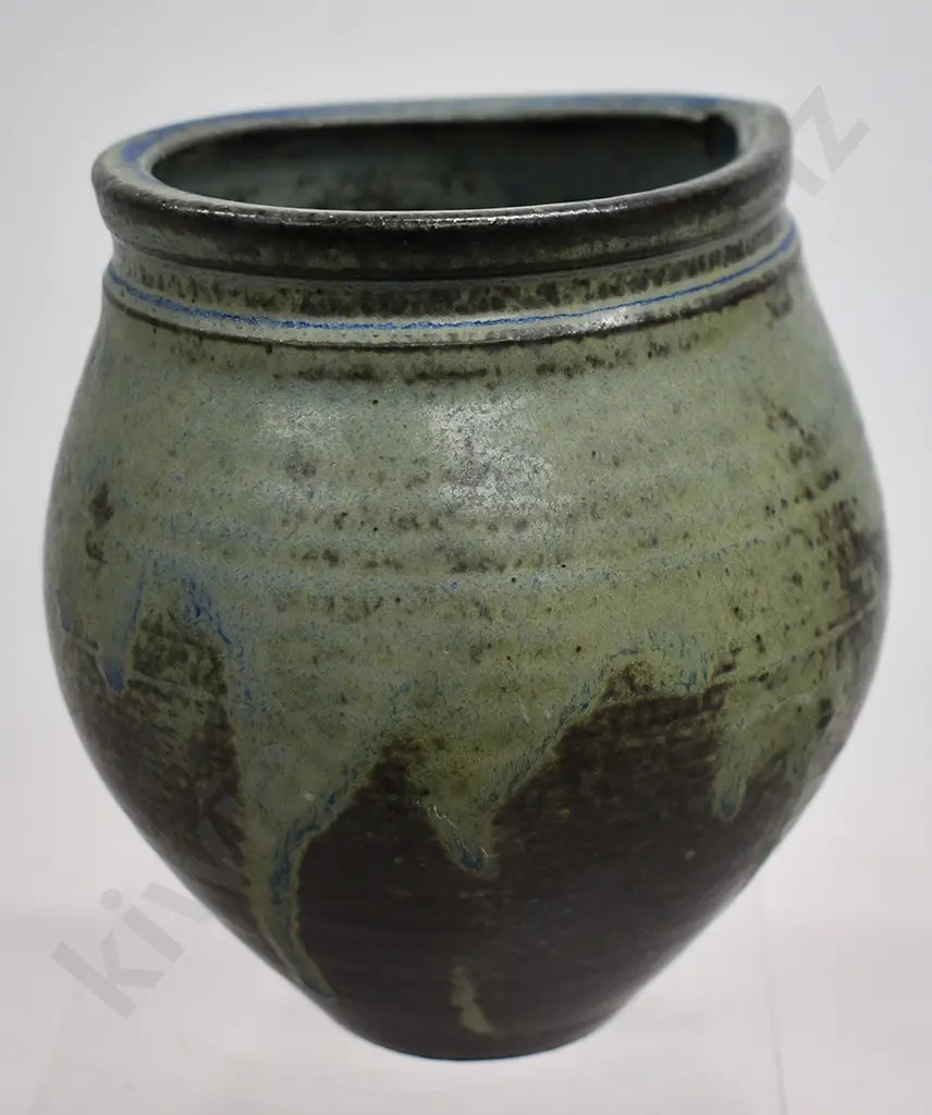 JOHN CRAWFORD POTTERY VASE Image 1++