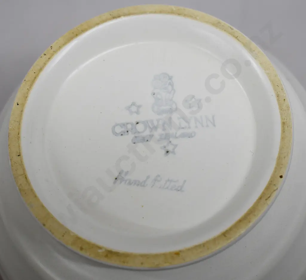 CROWN LYNN HAND POTTED VASE SHAPE 14 Image 1++