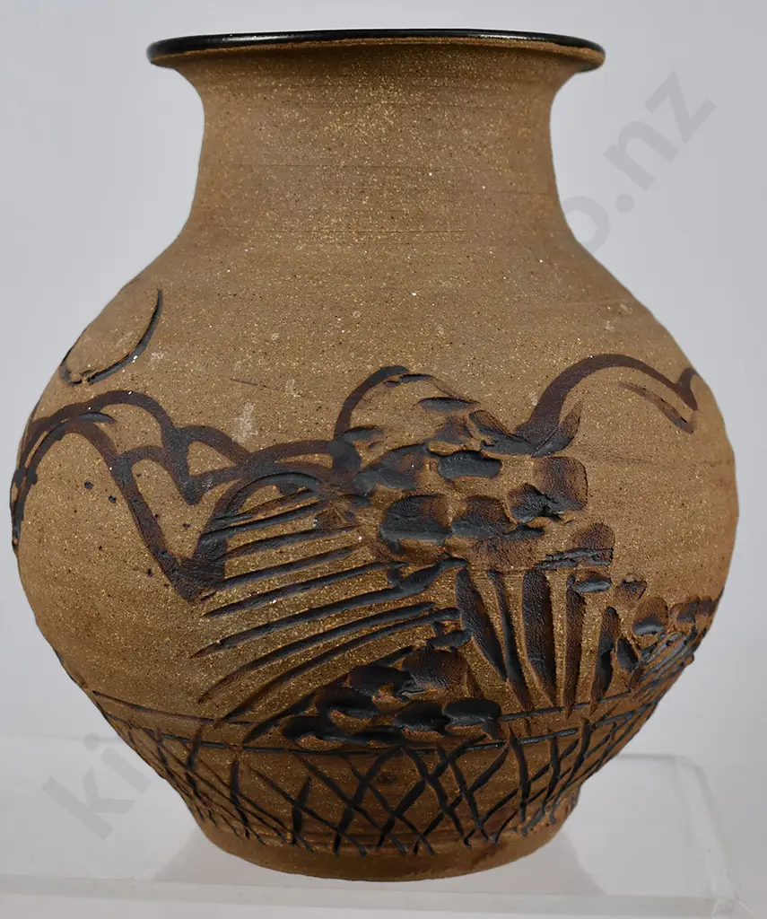 JOHN CRAWFORD POTTERY VASE Image 1++