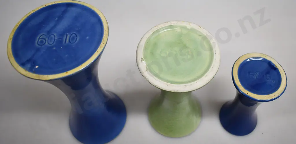 CROWN LYNN SPILL VASES Image 1++