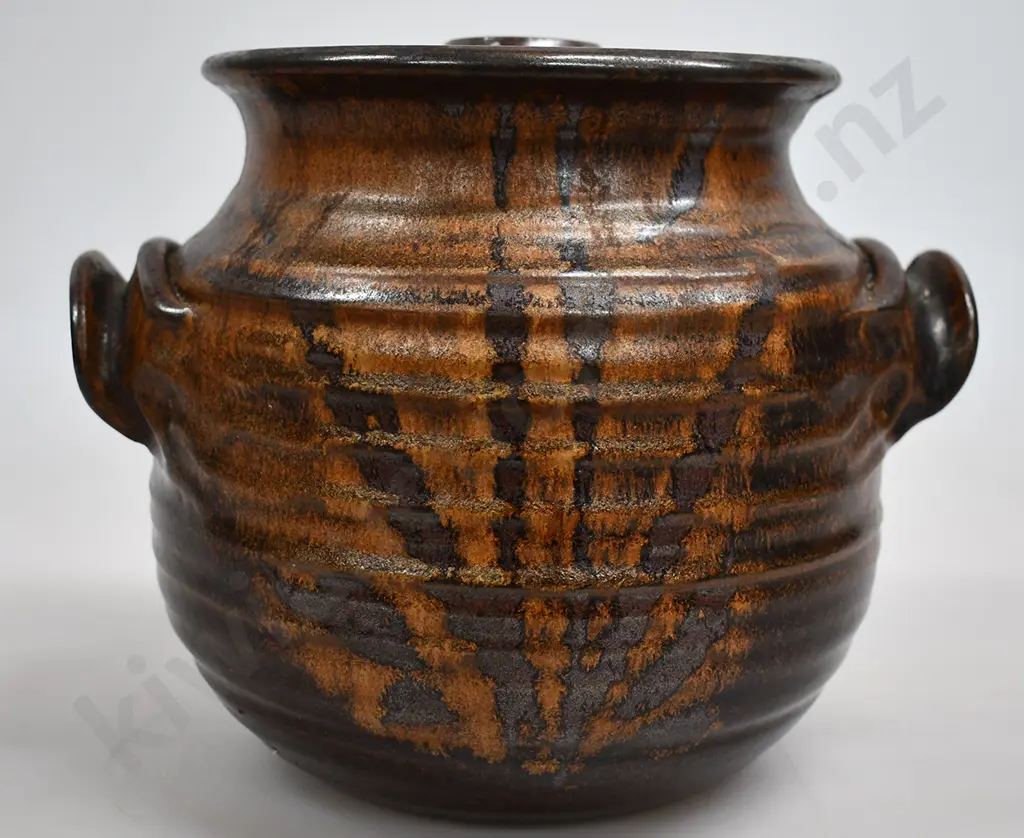 DANNY MOORWOOD, DUNEDIN POTTERY LIDDED CASSEROLE Image 1++