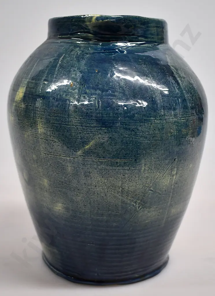 BRIAR GARDNER POTTERY JUG Image 1++