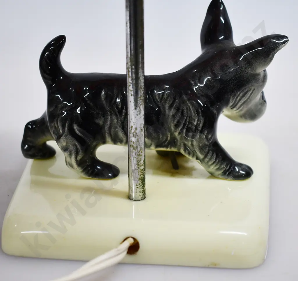 CROWN LYNN SCOTCH TERRIER ELECTRIC LAMP Image 1++