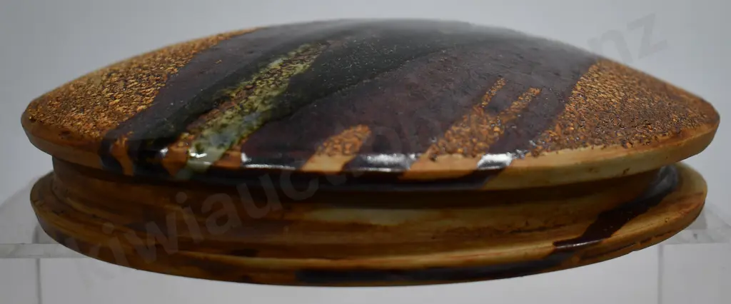 BARRY HOCKENHULL STUDIO POTTERY WALL VASE Image 1++