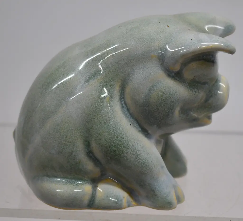 CROWN LYNN/AMBRICO GLAZED PIG Image 1++