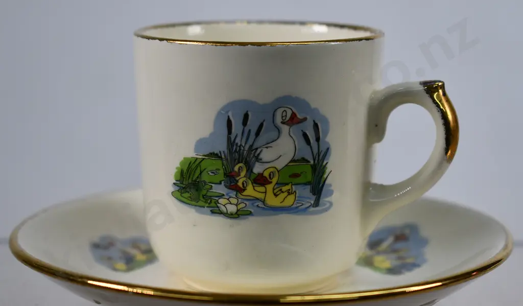 CROWN LYNN NURSERY TALES CROCKERY Image 1++