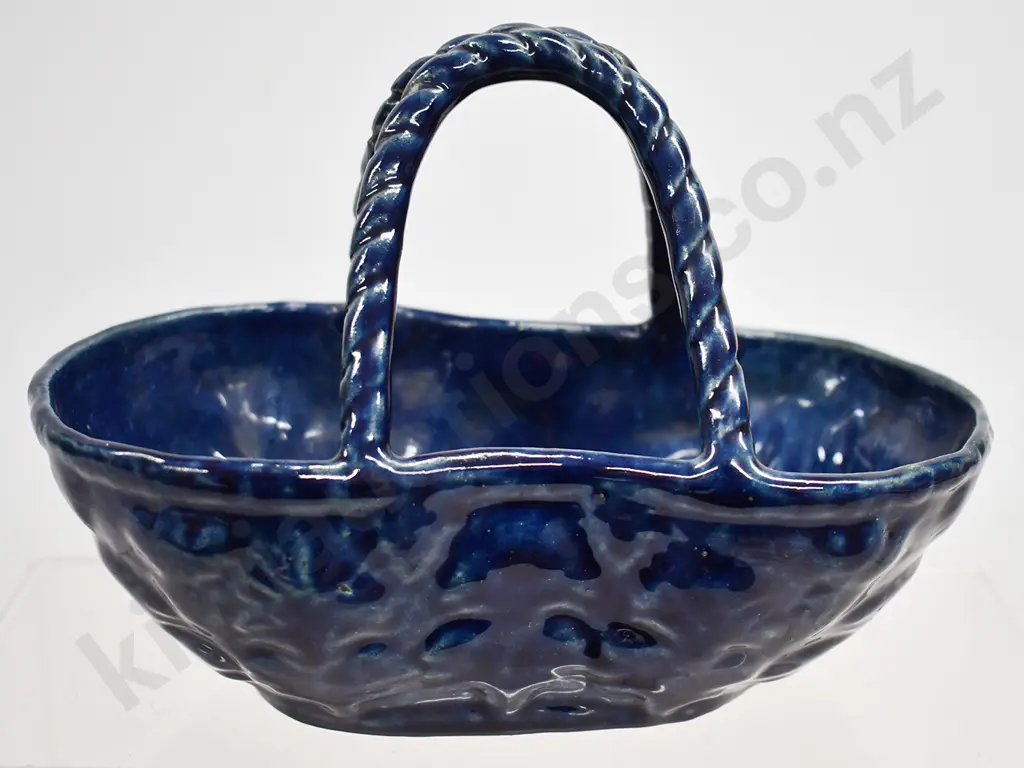 LUKE ADAMS POTTERY BASKET Image 1++