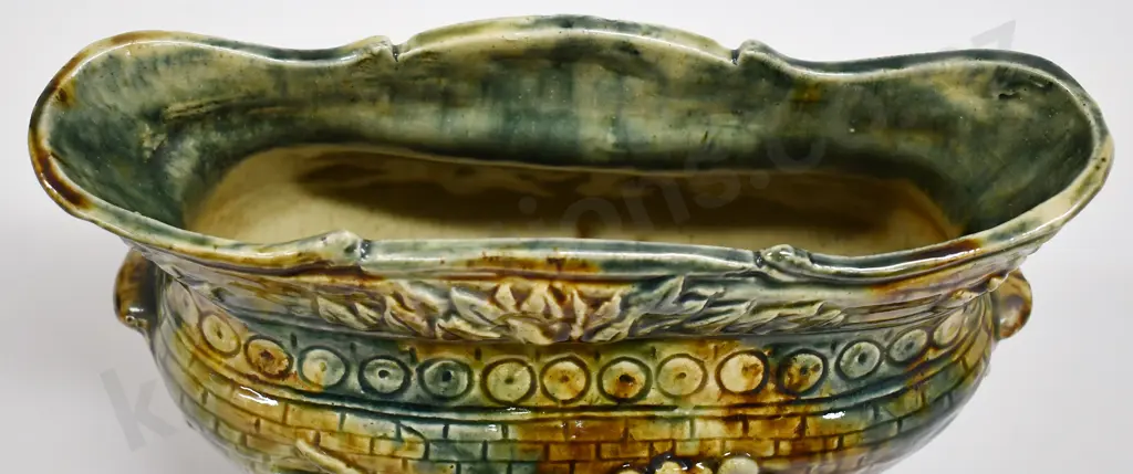 WOODNORTH FOOTED POTTERY TROUGH VASE Image 1++