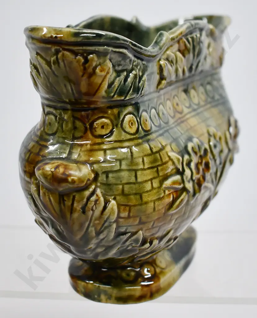 WOODNORTH FOOTED POTTERY TROUGH VASE Image 1++