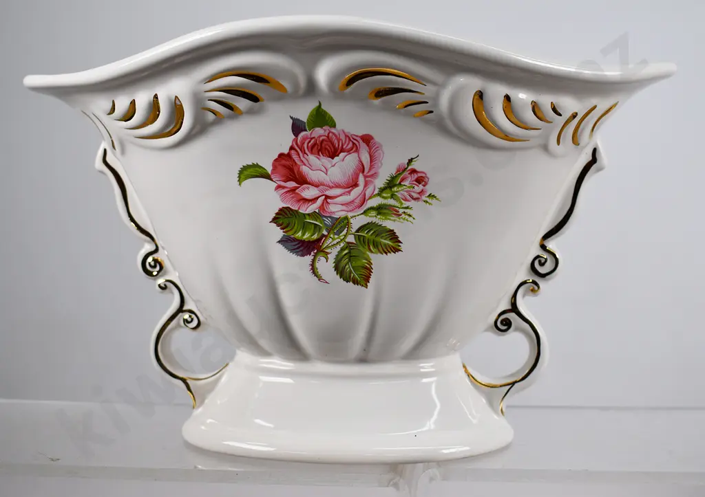 TITIAN POTTERY BOWLS/VASES Image 1++