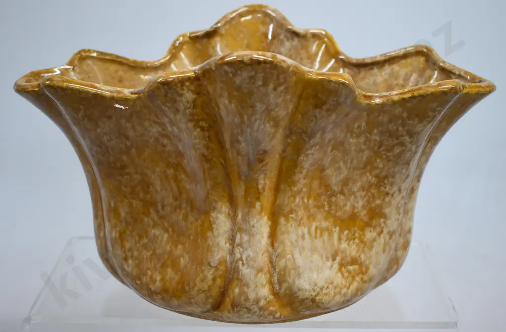 CROWN LYNN VASES NUMBER 32, 44 AND 49 Image 1++