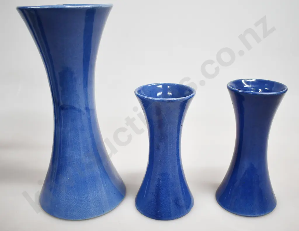 CROWN LYNN SPILL VASES Image 1++