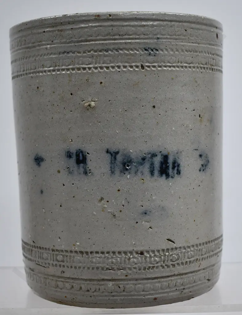 W D LAMBERT POTTERY DUNEDIN STORAGE JAR, TARTAR Image 1++