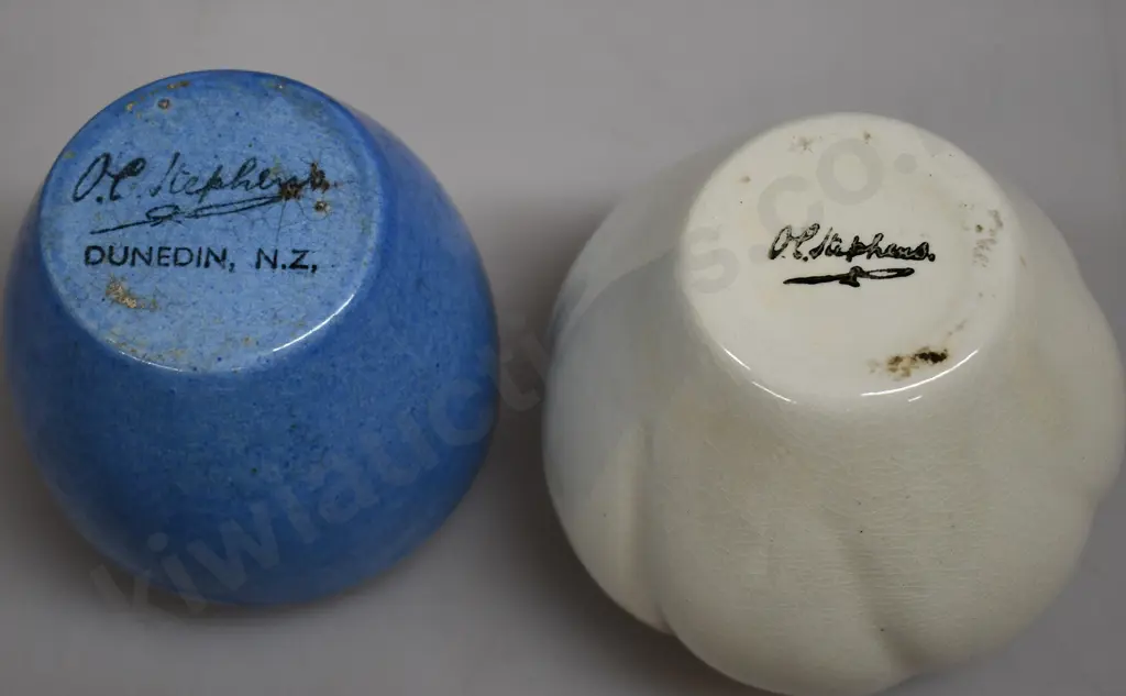 O.C. STEPHENS DUNEDIN VASES/DISHES Image 1++