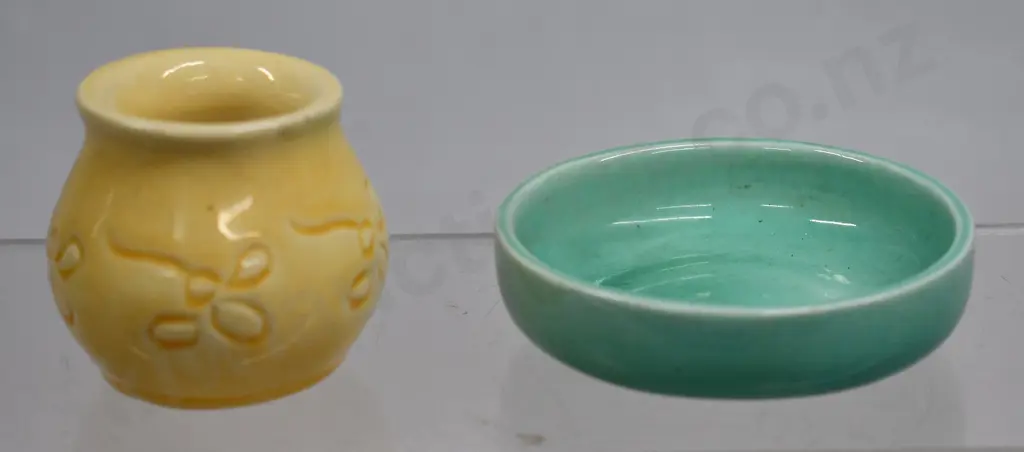 O.C. STEPHENS DUNEDIN VASES/DISHES Image 1++
