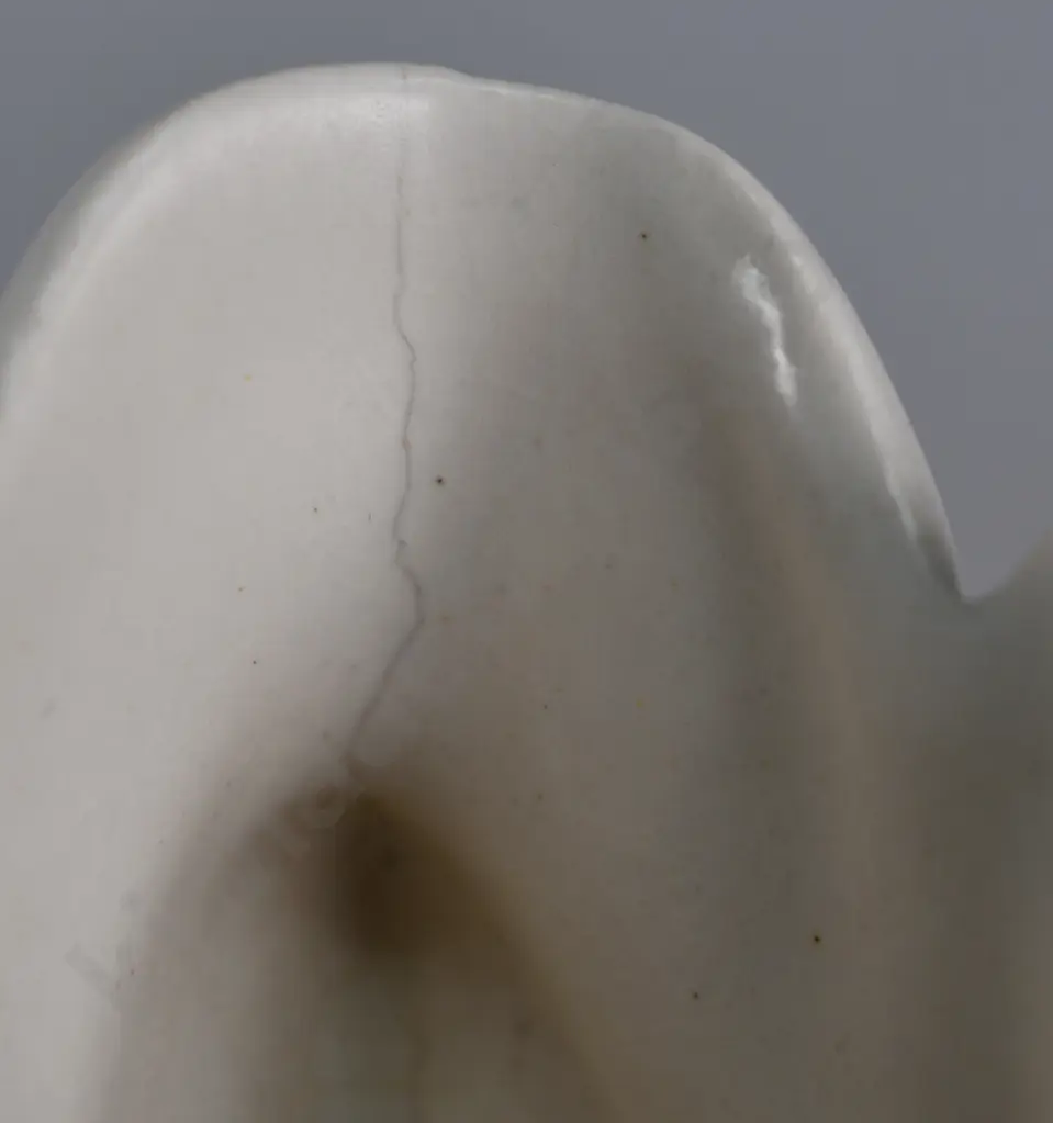 TITIAN OAKLEAF VASES T102 Image 1++