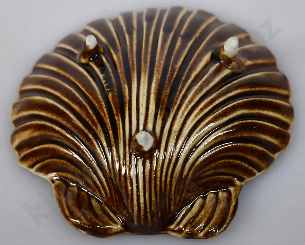 TEMUKA WARE SCALLOP SHELL DISH Image 1++