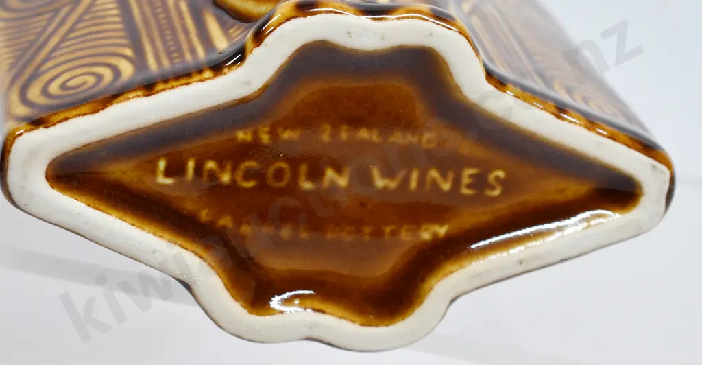 PARKER POTTERY STOPPERED BOTTLE FOR LINCOLN WINES Image 1++