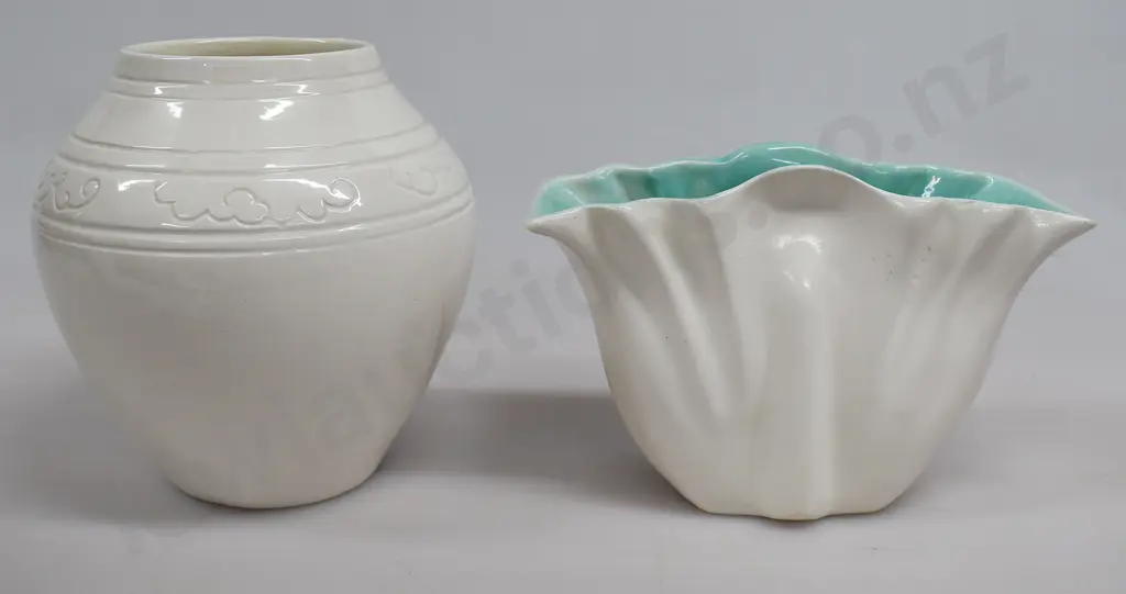 O. C. STEPHENS DUNEDIN VASES Image 1++