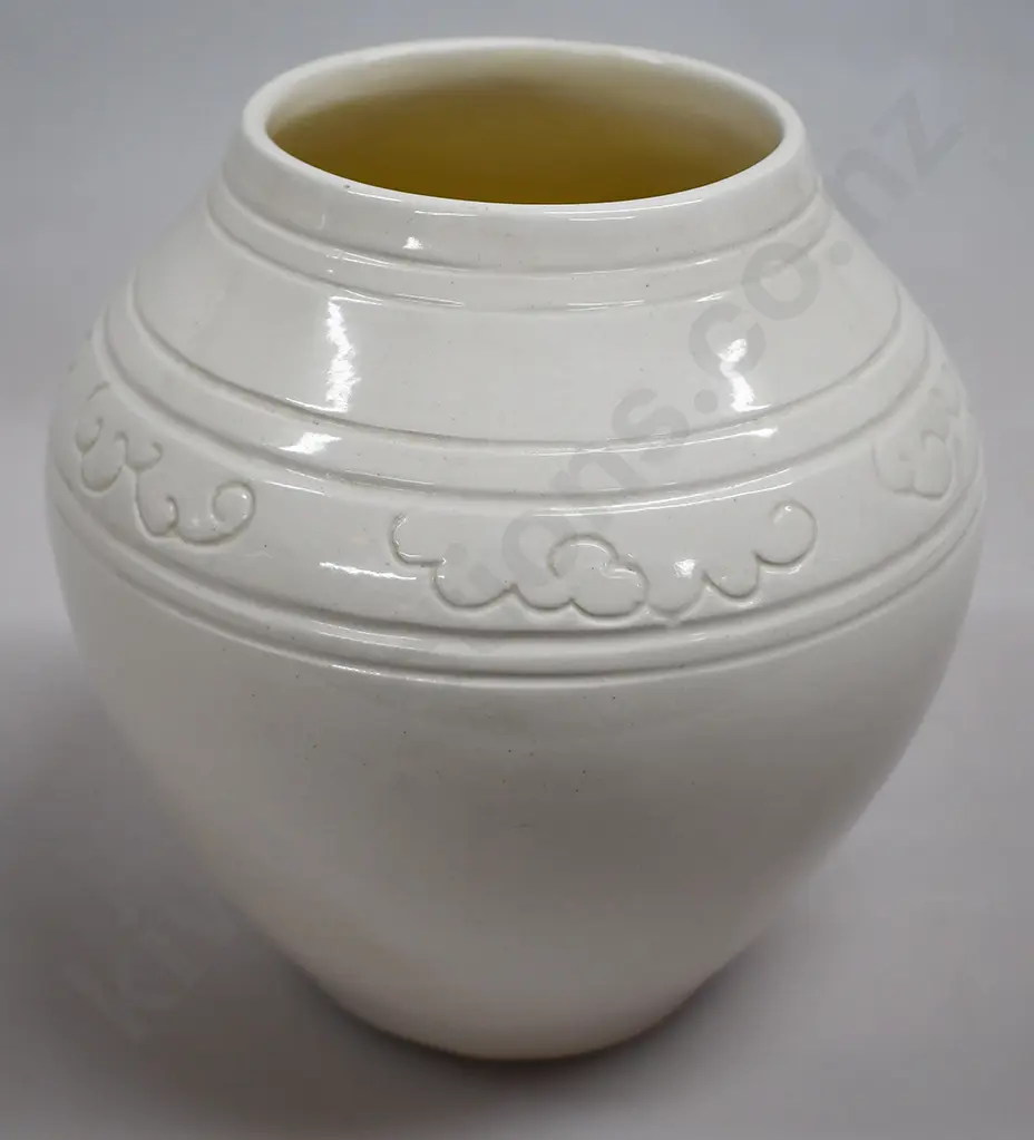 O. C. STEPHENS DUNEDIN VASES Image 1++